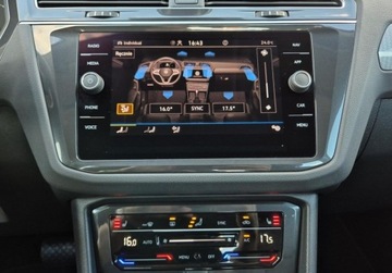 Volkswagen Tiguan II SUV Facelifting 2.0 TDI 150KM 2021 Volkswagen Tiguan Life 2.0TDI 150KM DSG App Connet Czuj Park. Pod.Fotele T, zdjęcie 21