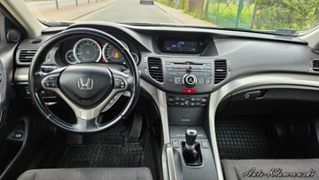 Honda Accord VIII Kombi 2.0 VTEC 156KM 2011 Honda Accord Honda Accord 2.0i Klima Biala perla Zadbany 2.0 156KM, zdjęcie 12