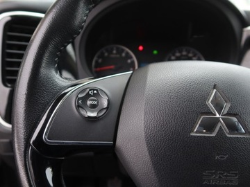 Mitsubishi Outlander III SUV Facelifting 2017 2.0 150KM 2019 Mitsubishi Outlander 2.0, Salon Polska, zdjęcie 14