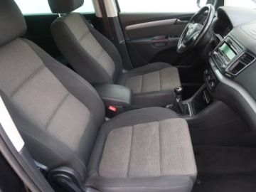 Volkswagen Sharan II Van 2.0 TDI-CR BMT 140KM 2011 VW Sharan 2.0 TDI, Klima, Tempomat, Parktronic, zdjęcie 8