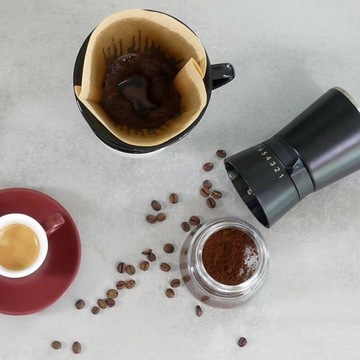 ФИЛЬТР ДЛЯ КОФЕ G&G № 4, ЭКОЛОГИЧЕСКАЯ, НЕОТБЕЛЕННАЯ БУМАГА, ДЛЯ КОФЕМАШИН, 100 ШТ.