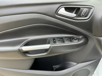 Ford Kuga II SUV Facelifting 1.5 EcoBoost 150KM 2018 Ford Kuga ST-Line/ Panorama Dach /Navi /Kamera, zdjęcie 39