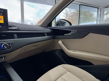 Audi A4 B9 Limousine Facelifting 2.0 35 TFSI 150KM 2023 Audi A4 Limousine 35 TFSI S Line S Tronic / 1właśc, zdjęcie 22