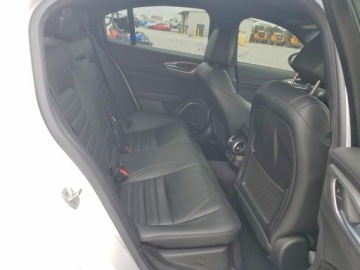 Alfa Romeo Giulia II Sedan Facelifting 2.0 Turbo 280KM 2023 Alfa Romeo Giulia Ti 2023 2.0 Benzyna 280KM, zdjęcie 10