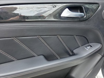 Mercedes Klasa M W166 Off-roader AMG 63 AMG 4MATIC 525KM 2014 MERCEDES ML 63 AMG 4MATIC, V8 5.5l benzyna 525KM * Zadbany * 155,312km, zdjęcie 21