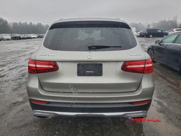Mercedes GLC C253 2019 Mercedes-Benz GLC 2019 r., 2,0L 300 4 MATIC 2.0 Benzyna 241KM, zdjęcie 4