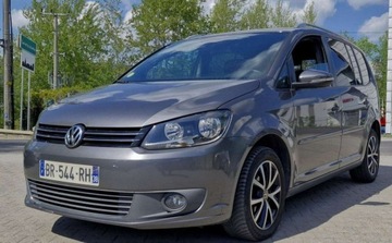 Volkswagen Touran 2011 Volkswagen Touran 1.6 TDI 110KM Alufelgi Klimatronic 1.6 Diesel 105KM