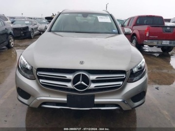 Mercedes GLC C253 2019 Mercedes-Benz GLC 2019 Mercedes-Benz GLC GLC 300 SUV 2.0 Benzyna 241KM, zdjęcie 10