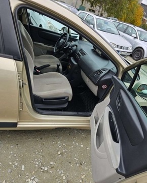 Citroen C4 I Coupe 1.4 i 16V 90KM 2008 Citroen C4 Citroen C4 1.4 Benzyna 90KM, zdjęcie 8