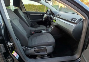 Volkswagen Passat B7 Variant 2.0 TDI CR DPF BlueMotion 170KM 2012 Volkswagen Passat 2.0 TDI 170KM DSG Zadbany Udokumentowany przebieg, zdjęcie 25