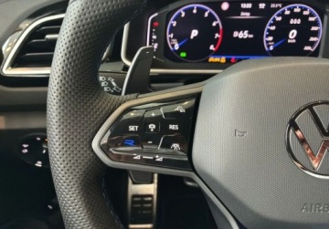 Volkswagen T-Roc I SUV R Facelifting 2.0 TSI 300KM 2025 Volkswagen T-Roc R 2.0 TSI 4Motion 300 KM DSG 2.0 Benzyna 300KM, zdjęcie 13