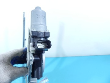 ZVEDÁK PŘEDNÍ PRAVÝ 6 PIN HONDA INSIGHT II EU