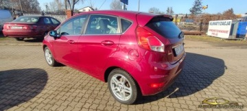 Ford Fiesta VII Hatchback 5d 1.6 Duratorq TDCi DPF 95KM 2013 Ford Fiesta 1.6TD 95KM 1.6 Diesel 95KM, zdjęcie 6