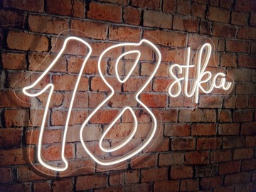 Неоновая надпись 18 восемнадцать