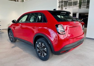 Fiat 2025 Fiat 600 Wyprzedaz rocznika Pozyczka 0 1.2 Hybryda 110KM, zdjęcie 6