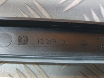 LIŠTA ZHRNUJÍCÍ OKNO ČELNÍ PRAVÁ CASCADA