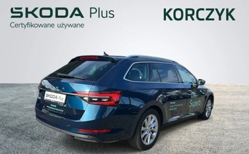 Skoda Superb III Kombi Facelifting 2.0 TSI 190KM 2023 Skoda Superb Combi 2.0 TSI 190 KM 7DSGStyle 2.0 Benzyna 190KM, zdjęcie 4