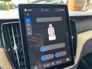 Volvo XC60 II 2025 VOLVO XC60 B5 AWD Ultra Dark Suv 2.0 (264KM) 2025, zdjęcie 11