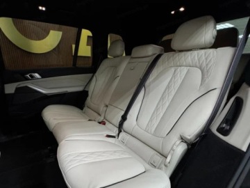 BMW X7 SUV Facelifting 3.0 40d 352KM 2026 BMW X7 xDrive40d Individual Edition Suv 3.0 (352KM) 2026, zdjęcie 10