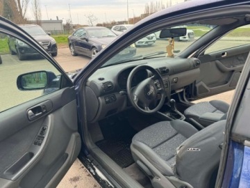 Audi A3 8L Hatchback 1.9 TDI 90KM 1998 Audi A3 3-drzwiowe Audi A3 1,9 Diesel 90KM Zamiana 1.9 Diesel 90KM, zdjęcie 4