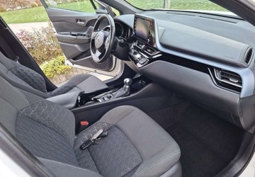 Toyota C-HR I Crossover Facelifting 1.8 Hybrid 122KM 2021 Toyota C-HR Toyota C-HR 1.8 Hybryda 122KM, zdjęcie 9