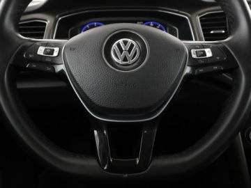 Volkswagen T-Roc I SUV 1.0 TSI 115KM 2018 Volkswagen T-Roc virtual cockpit climatronic PDC, zdjęcie 20