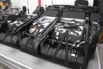 HYUNDAI SANTA FE 21-23 SEDADLA KŮŽE USA