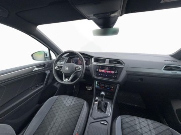 Volkswagen Tiguan II SUV Facelifting 1.5 TSI 150KM 2022 Volkswagen Tiguan 1.5 TSI evo R-Line dsg 2022 1.5 Benzyna 150KM, zdjęcie 14