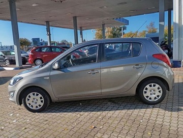 Hyundai i20 I Hatchback 5d Facelifting 1.2 DOHC 85KM 2012 Hyundai i20 1.2 PROSTA benzyna KLIMATYZACJA stan idealny BEZ rdzy 1.2 86KM, zdjęcie 7