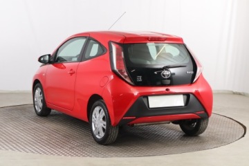 Toyota Aygo II Hatchback 5d 1.0 VVT-i 69KM 2014 Toyota Aygo 1.0 VVT-i, Salon Polska, Klima, zdjęcie 3