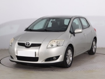 Toyota Auris I 2010 Toyota Auris 1.6 Valvematic, Automat, Klima, zdjęcie 1
