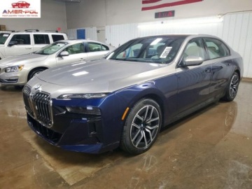 BMW Seria 7 G70 2025 BMW Seria 7 760XI 2025 4.4 Benzyna 536KM