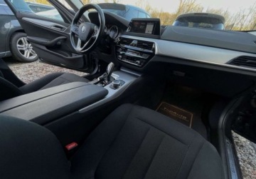 BMW Seria 5 G30-G31 Touring 520d 190KM 2019 BMW Seria 5 2.0D 190KM gwarancja LED AUTOMAT zarejestrowana BEZWYPADKOWY, zdjęcie 6