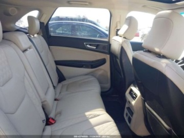 Ford Edge II 2024 Ford Edge 2024 r., 2,0L TITANIUM 2.0 Benzyna 250KM, zdjęcie 9