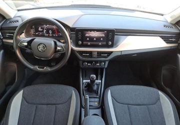 Skoda Kamiq Crossover 1.0 TSI 110KM 2022 Skoda Kamiq Style 1,0 TSI 110KM Virtual ACC Grzana Kierownica Salon Pl ASO, zdjęcie 8