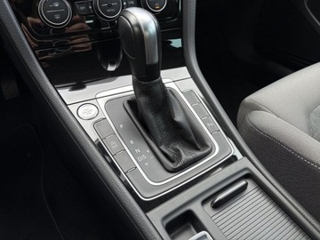 Volkswagen Golf VII Hatchback 3d Facelifting 1.5 TSI ACT 150KM 2019 Volkswagen Golf TSI 150KM Highline DSG MID LED Keyless Nawigacja ACC, zdjęcie 16