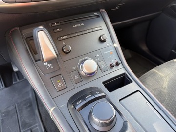 Lexus CT Hatchback 5d Facelifting 2017 200h 136KM 2020 Lexus CT 200h Elegance EU6 200h Elegance Comfort L, zdjęcie 27