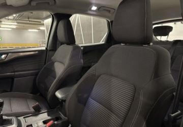 Ford Kuga III SUV 1.5 EcoBoost 150KM 2022 Ford Kuga 1.5 Benzyna 150KM, zdjęcie 18