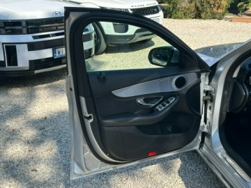 Mercedes Klasa C W205 Kombi 200 184KM 2015 Mercedes C 200 kombi, 2.0 benzyna 184KM, zdjęcie 13