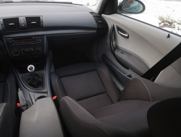 BMW Seria 1 E81/E87 Hatchback 5d E87 2.0 120d 163KM 2006 BMW 1 120d, Xenon, Klima, Tempomat, Parktronic, zdjęcie 7
