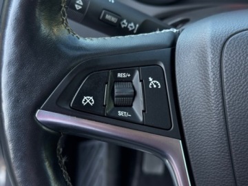 Opel Meriva II Mikrovan Facelifting 1.4 Turbo ECOTEC 120KM 2015 Opel Meriva 1.4 Benz 120KM, Zadbany, Bogato Wyposazony 1.4 Benzyna 120KM, zdjęcie 13