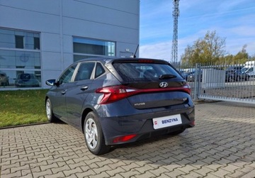 Hyundai i20 III Hatchback 1.2 MPI 84KM 2022 Hyundai i20 1.2 MPI 84KM Classic Salon PL VAT 23 1.2 Benzyna 84KM, zdjęcie 3
