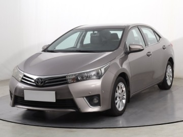 Toyota Corolla X Sedan Facelifting 1.6 Valvematic 132KM 2014 Toyota Corolla 1.6 Valvematic, Salon Polska, zdjęcie 1