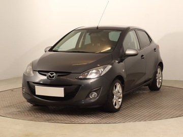 Mazda 2 II Hatchback 5d Facelifting 1.3 MZR 84KM 2014 Mazda 2 1.3 i, Klima, Klimatronic, Parktronic, zdjęcie 1