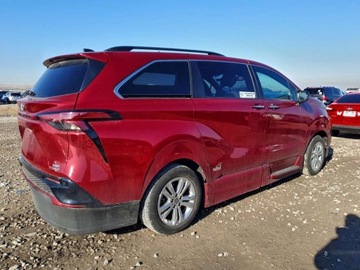 Toyota Sienna III 2022 Toyota Sienna XSE 2022 2.5 Hybryda 245KM, zdjęcie 3