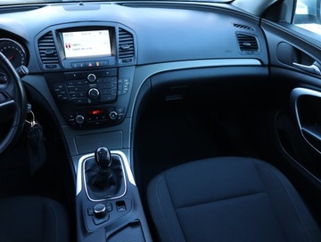 Opel Insignia I Sports Tourer 1.8 Twinport ECOTEC 140KM 2010 Opel Insignia 1.8, Navi, Xenon, Klima, zdjęcie 7