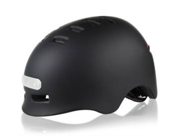 ВЕЛОСИПЕДНЫЙ ШЛЕМ СО СВЕТОДИОДАМИ ЛЕГКИЙ РЕГУЛИРУЕМЫЙ черный 58-61см USB