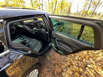 Opel Insignia I Sports Tourer Facelifting 2.0 CDTI BiTurbo ECOTEC 195KM 2014 Opel Insignia OPC COSMO Indyvidual 2.0 BiTurbo 195, zdjęcie 27