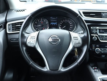Nissan Qashqai II Crossover 1.2 DIG-T 115KM 2016 Nissan Qashqai 1.2 DIG-T, Salon Polska, zdjęcie 19