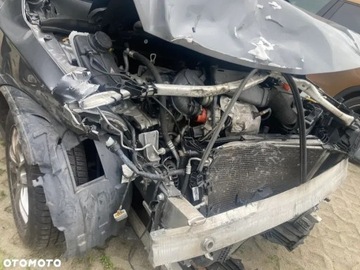 Mercedes Klasa A W176 Hatchback 5d Facelifting 180 122KM 2015 Mercedes-Benz Klasa A 1.6 Benzyna 122KM, zdjęcie 16